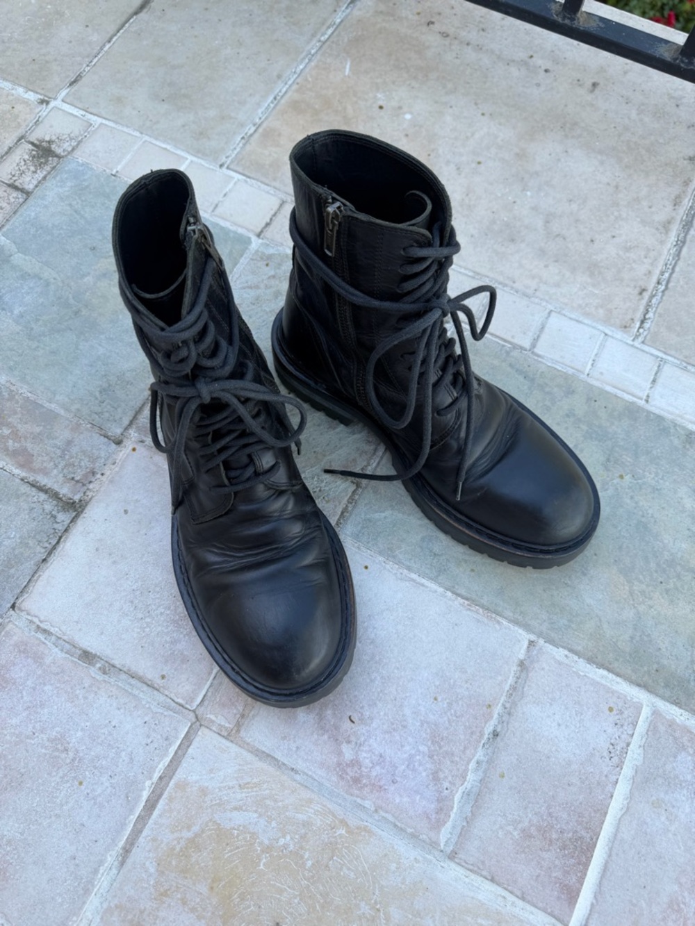 Ann Demeulemeester Black Leather Lace-Up Combat Boots - Picture 7 of 7